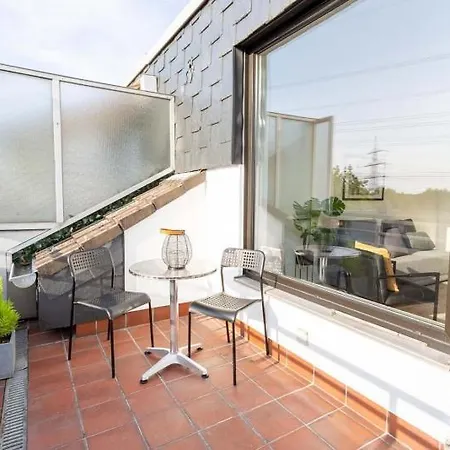 Sap11- Fitter's In Appartement *