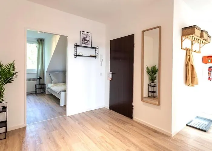 Sap11- Fitter's In * Hilden